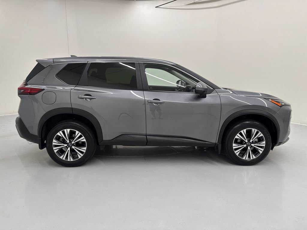 Used 2023 Nissan Rogue SV AWD/4WD image 6