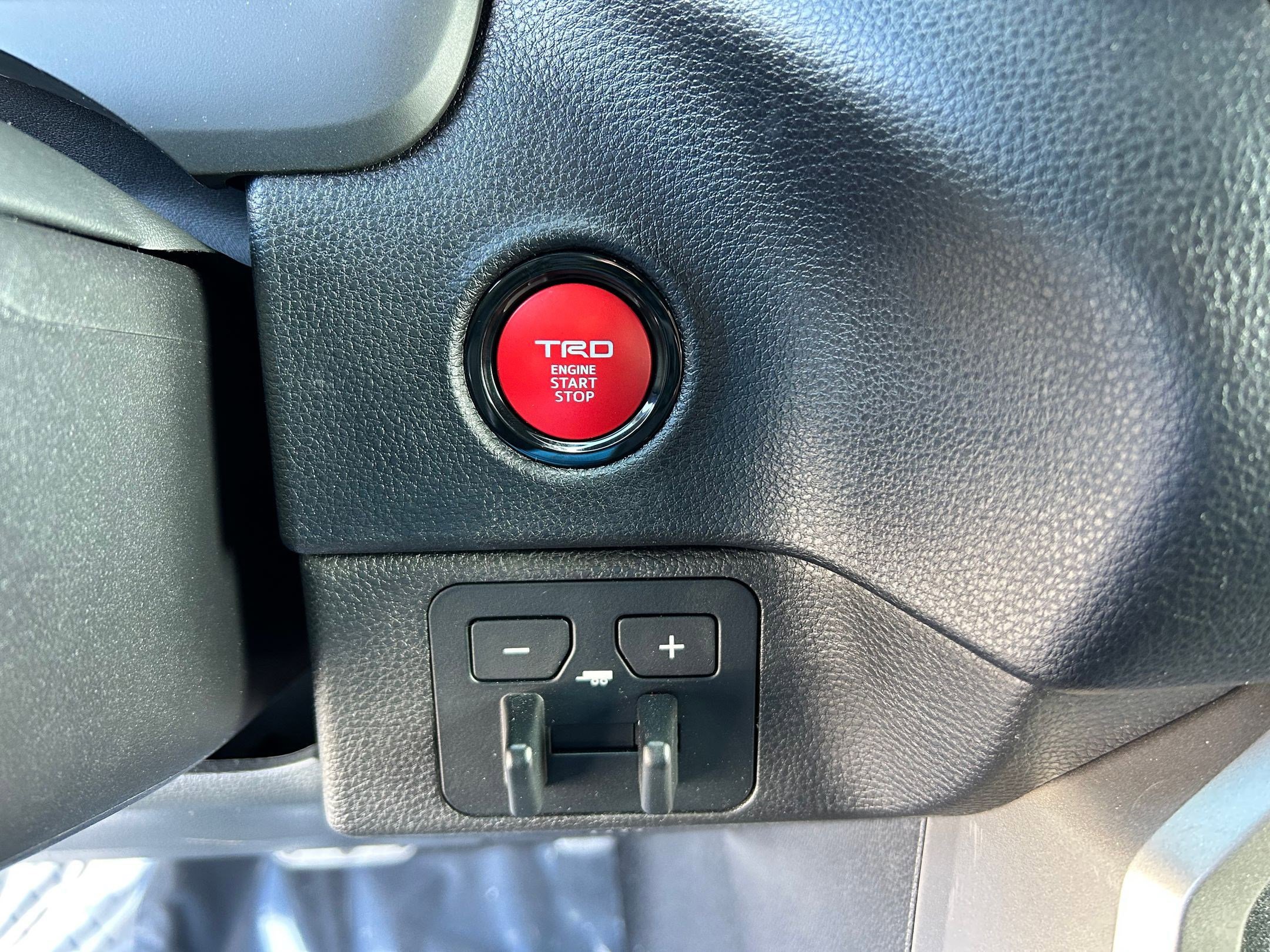 Used 2025 Toyota Tundra SR5 w/ TRD Off-Road Package image 18