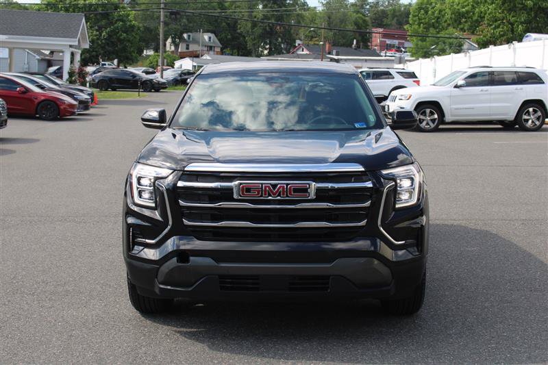 Used 2026 GMC Terrain Elevation FWD image 3