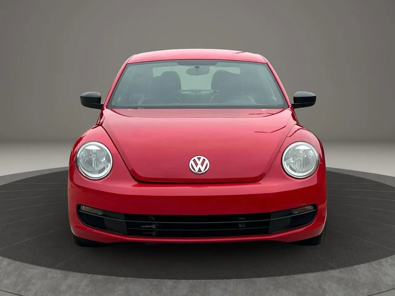 Used 2015 Volkswagen Beetle 1.8T Classic FWD image 8