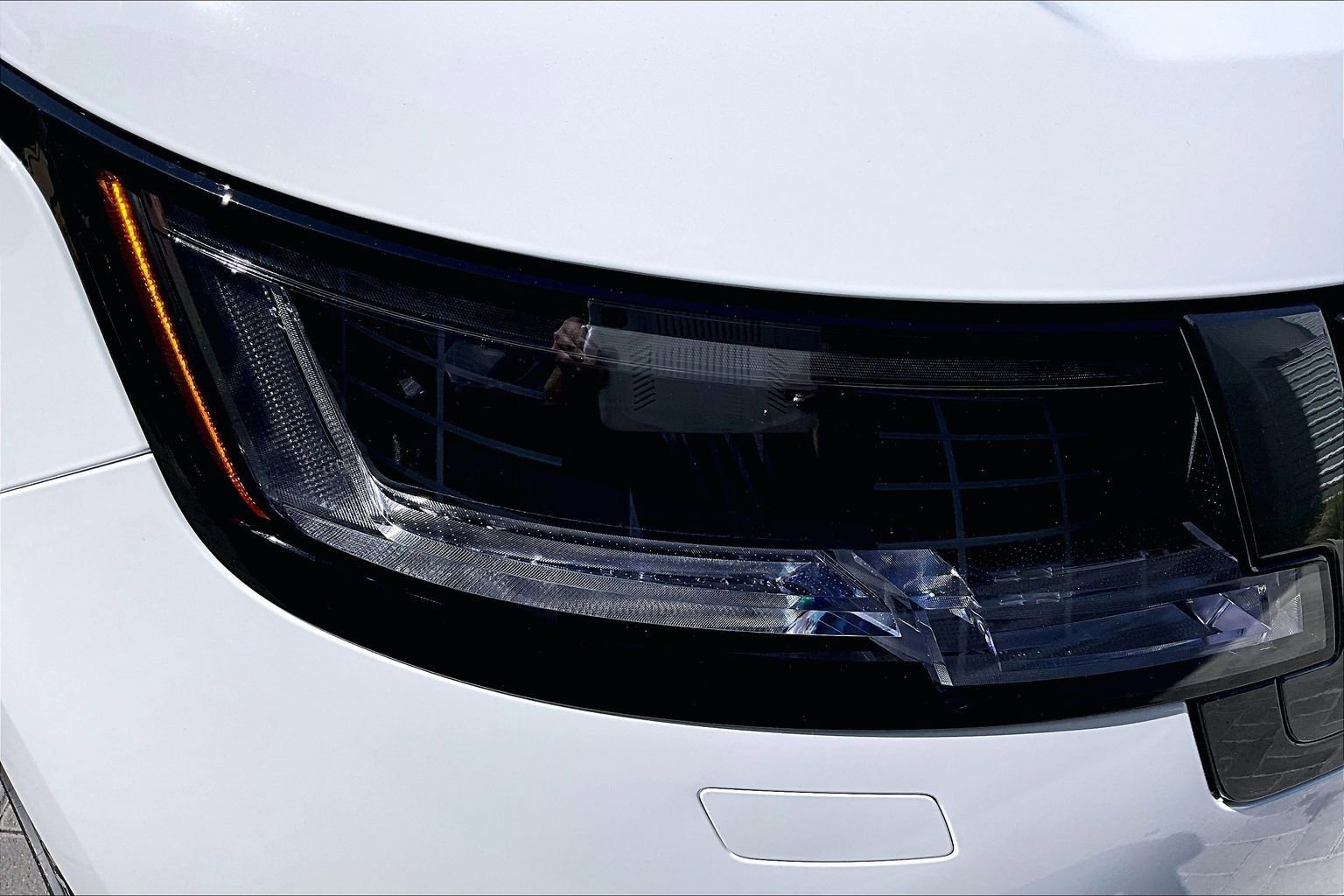 Used 2025 Land Rover Range Rover SE image 27