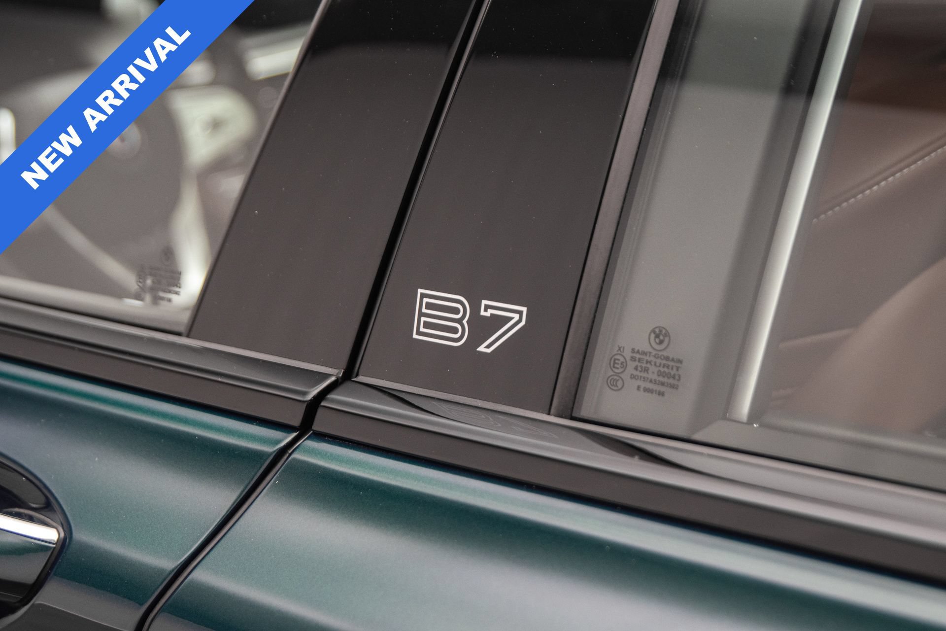 Used 2022 BMW ALPINA B7 xDrive w/ Luxury Rear Seating Package AWD/4WD image 44