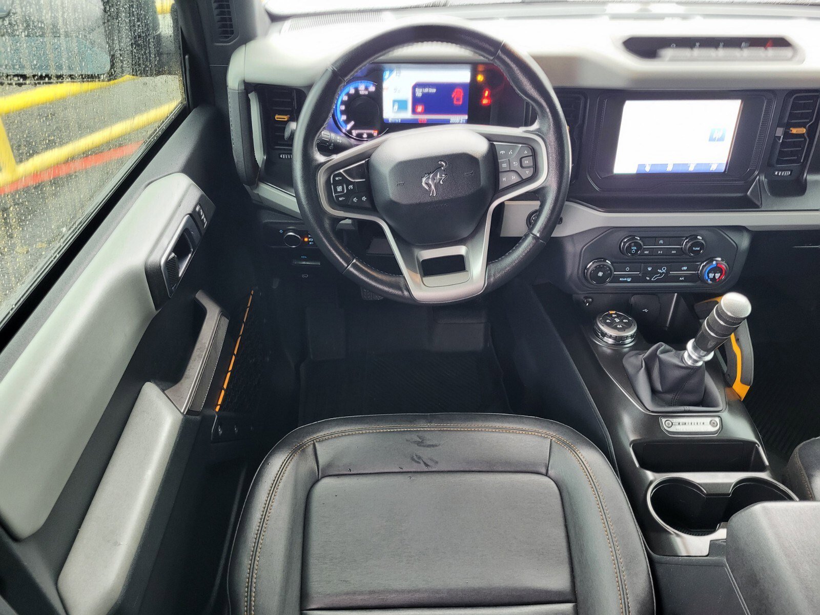 Used 2022 Ford Bronco Badlands image 14