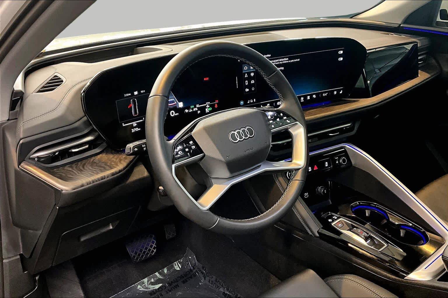 Certified 2025 Audi Q5 Premium AWD/4WD image 18