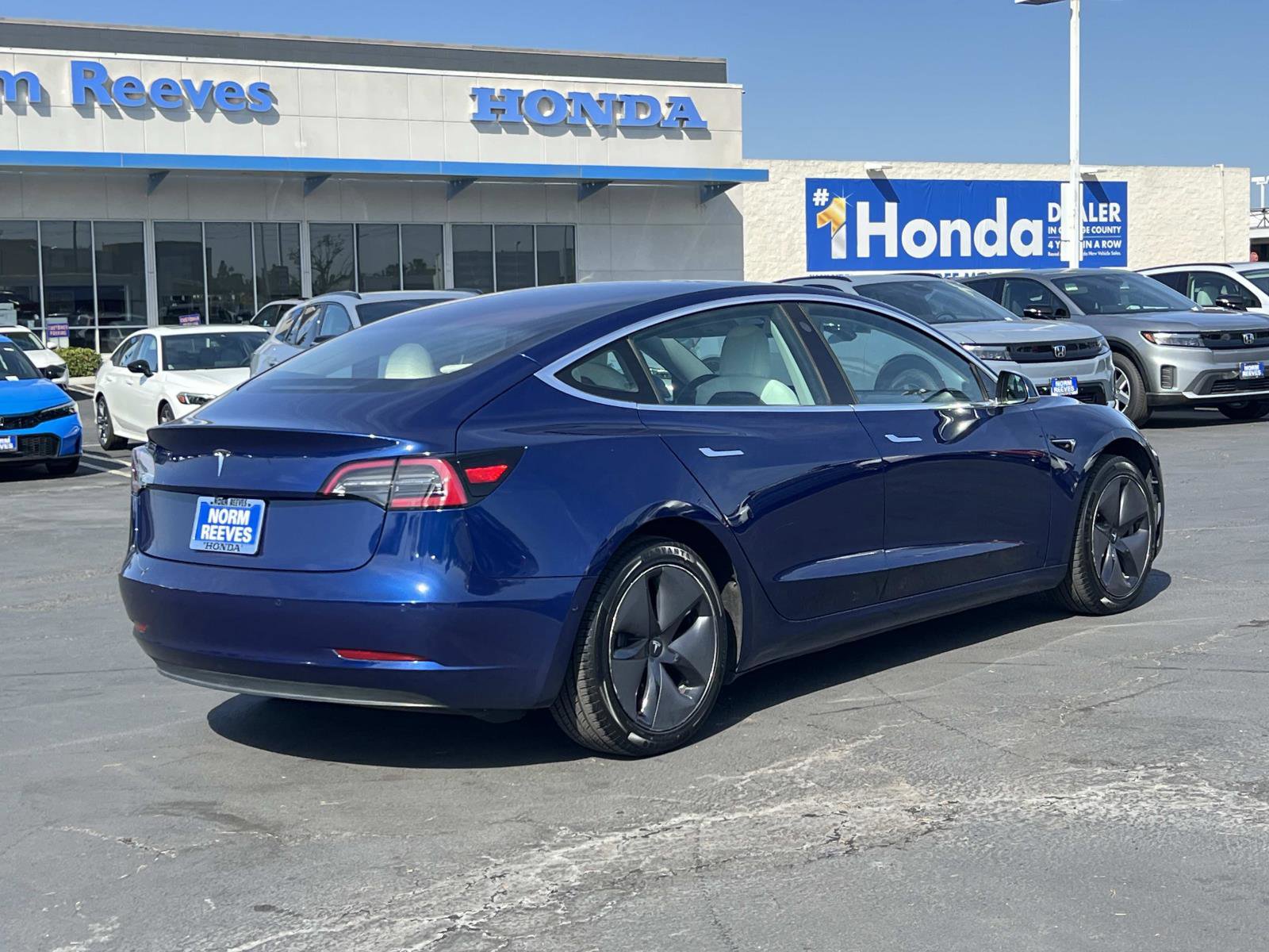 Used 2019 Tesla Model 3 Long Range image 25