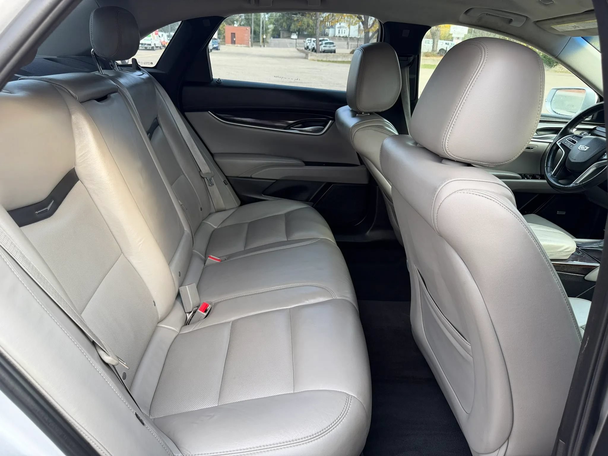 Used 2017 Cadillac XTS Luxury FWD image 18