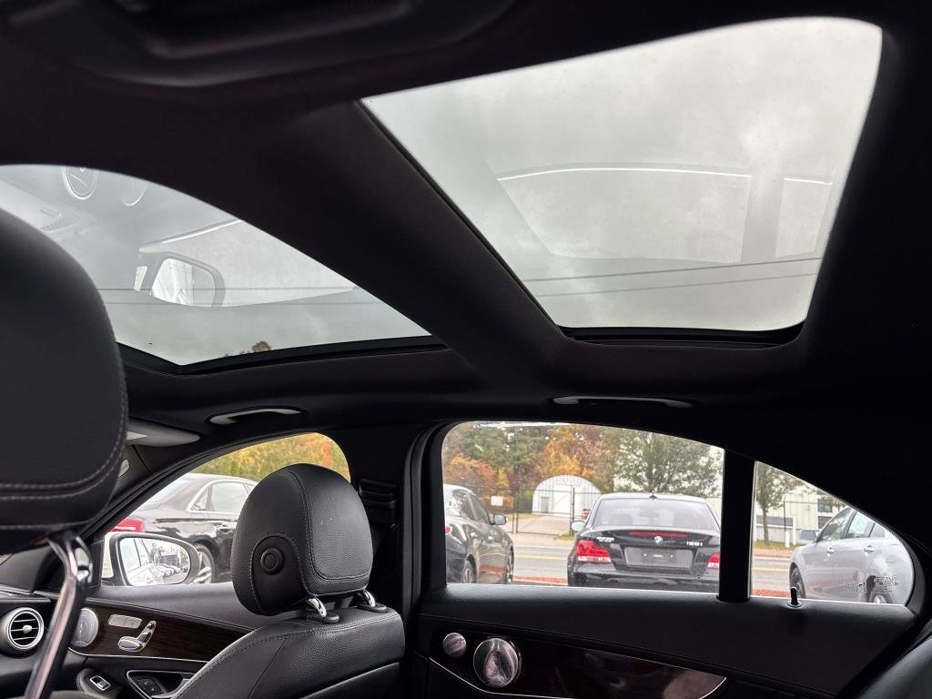 Used 2015 Mercedes-Benz C 400 4MATIC image 11