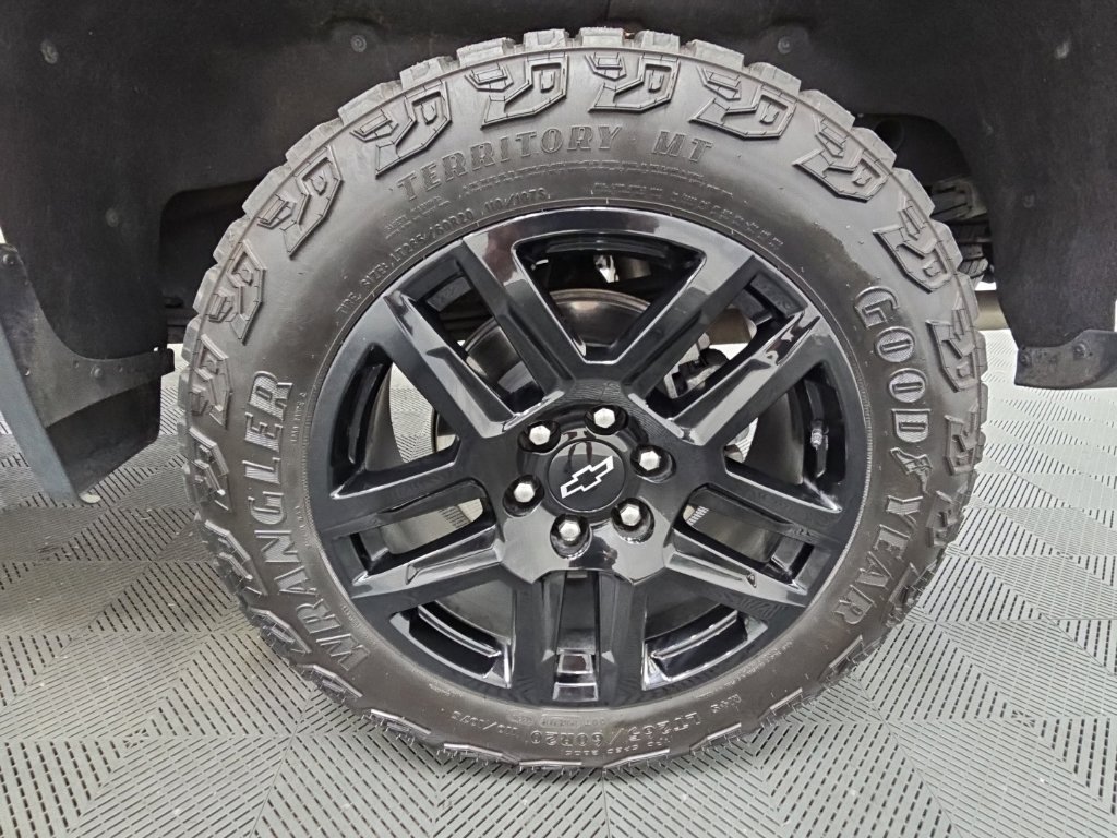 Used 2024 Chevrolet Silverado 1500 LT Trail Boss w/ LT Trail Boss Premium Package AWD/4WD image 46