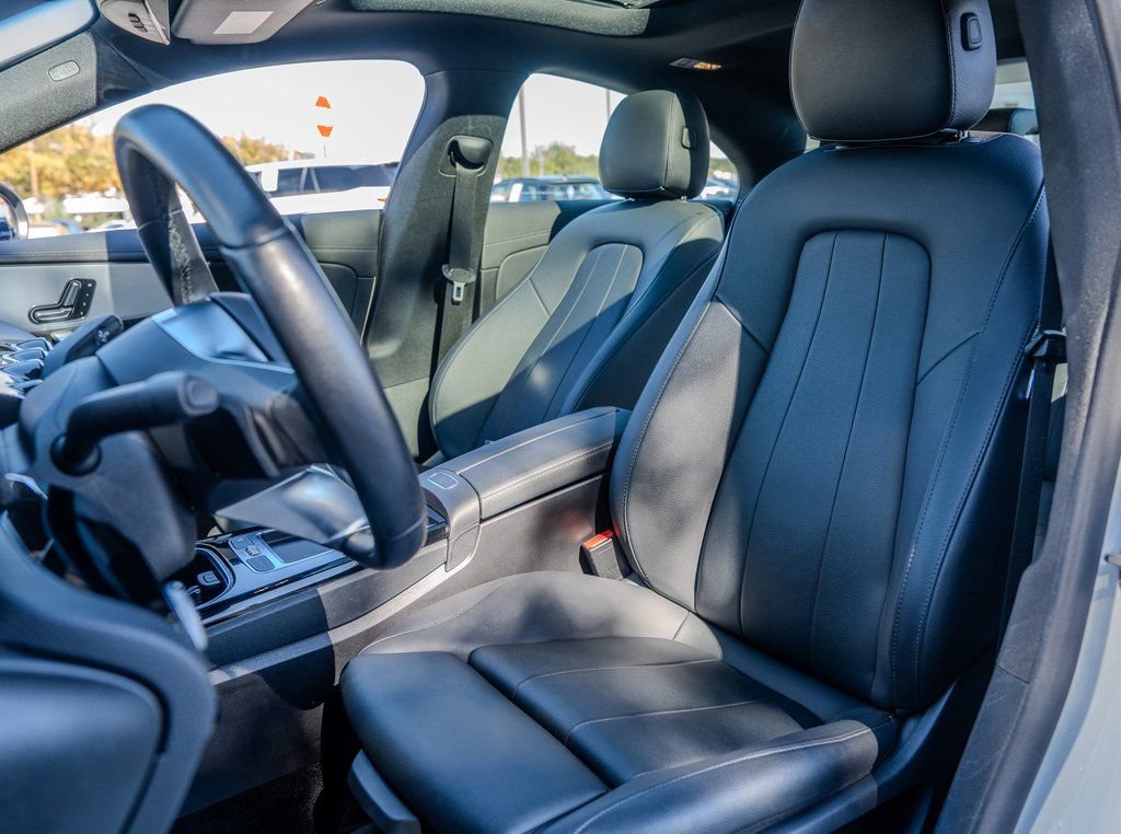 Used 2025 Mercedes-Benz CLA 250 image 17