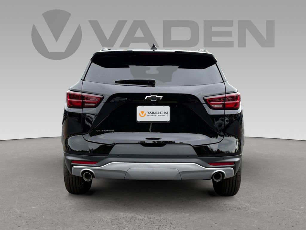 New 2026 Chevrolet Blazer LT w/ Midnight/Sport Edition FWD image 21