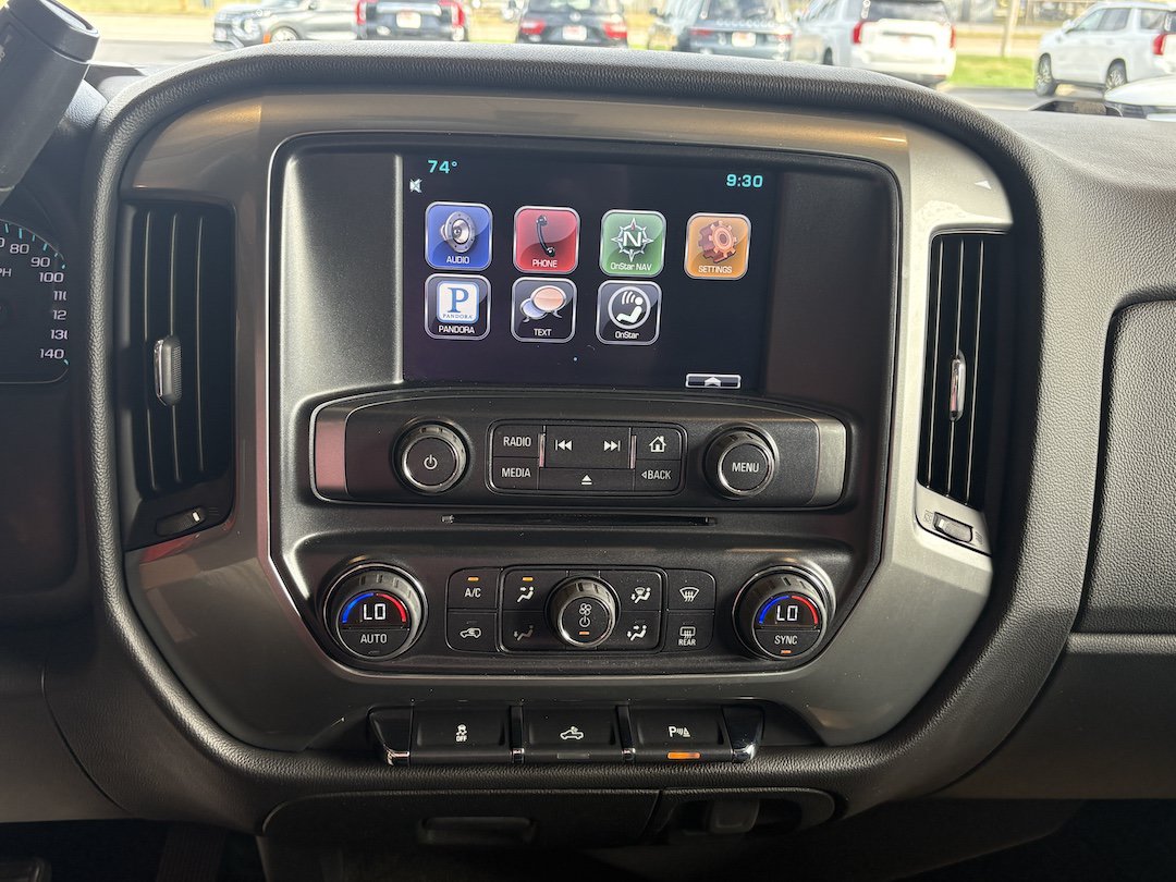 Used 2015 Chevrolet Silverado 1500 LT w/ All Star Edition AWD/4WD image 17