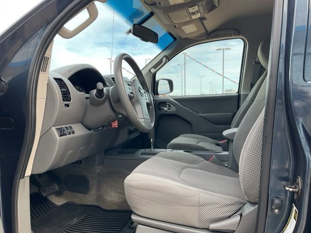 Used 2015 Nissan Frontier SV w/ SV Value Truck Package image 2