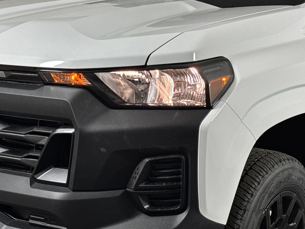New 2026 Chevrolet Colorado W/T w/ WT Custom Package AWD/4WD image 2