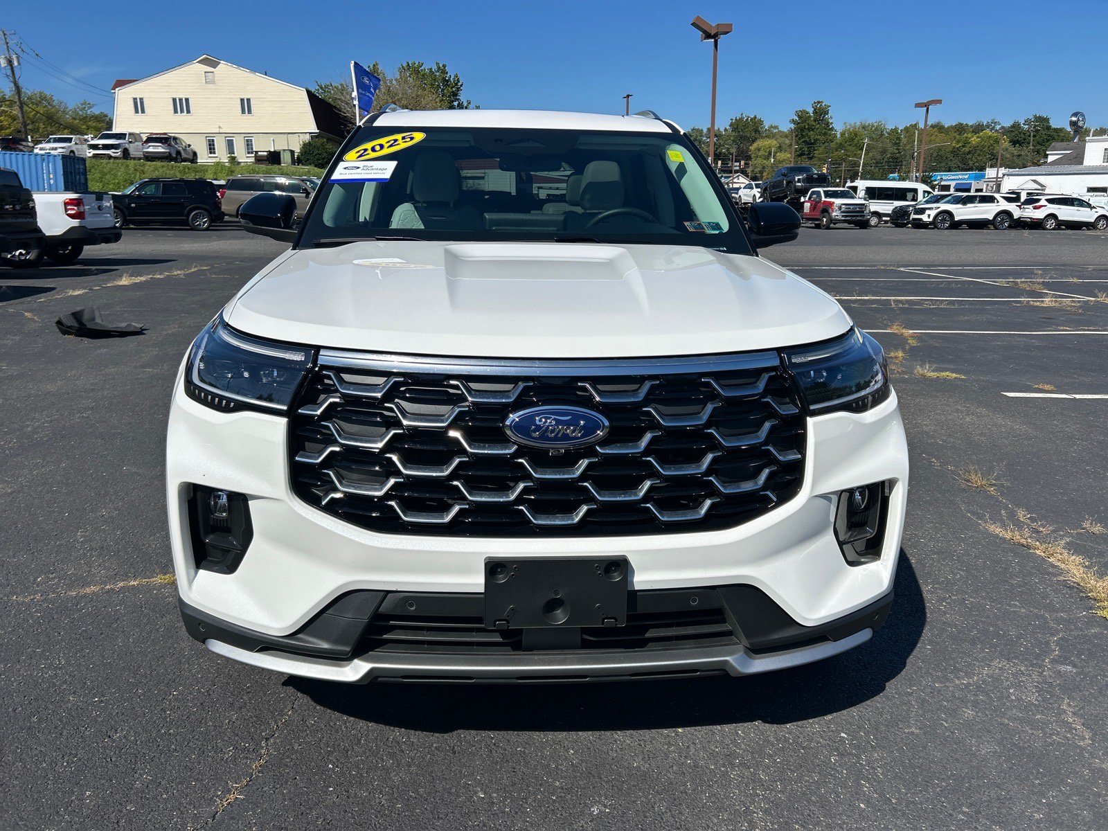 Used 2025 Ford Explorer Platinum w/ Ultimate Package AWD/4WD image 25