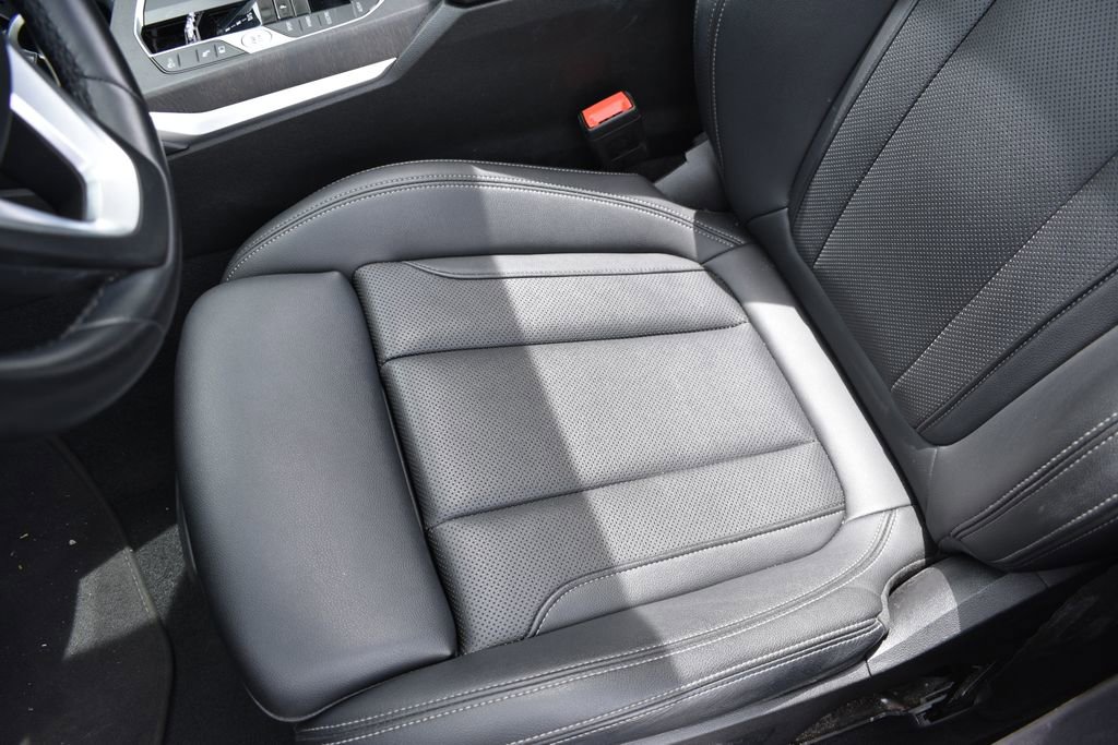 Used 2024 BMW 330e RWD image 12