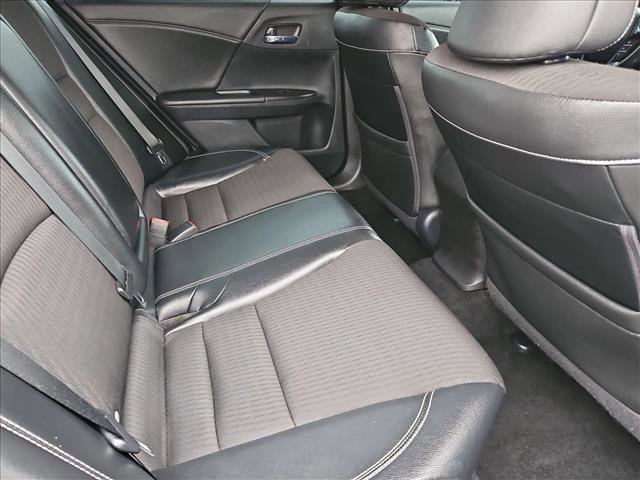 Used 2016 Honda Accord Sport image 18