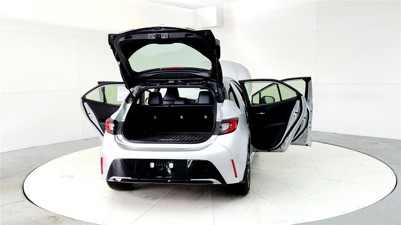 Certified 2025 Toyota Corolla XSE FWD image 11
