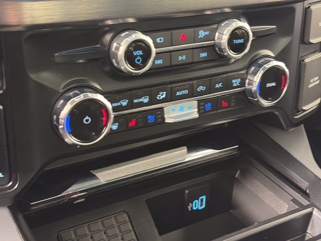 Certified 2025 Ford F350 Lariat AWD/4WD image 20