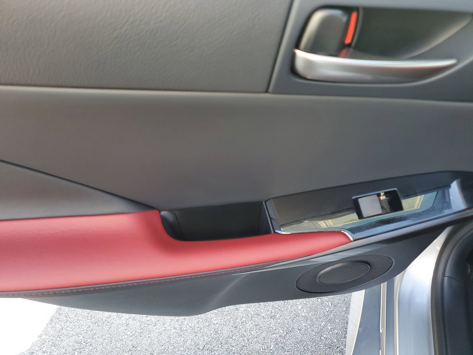 Used 2025 Lexus IS 350 F Sport w/ Navigation Package image 15