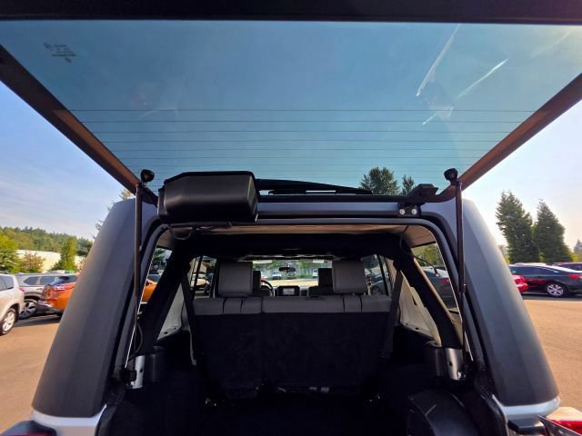 Used 2008 Jeep Wrangler Unlimited Sahara AWD/4WD image 56