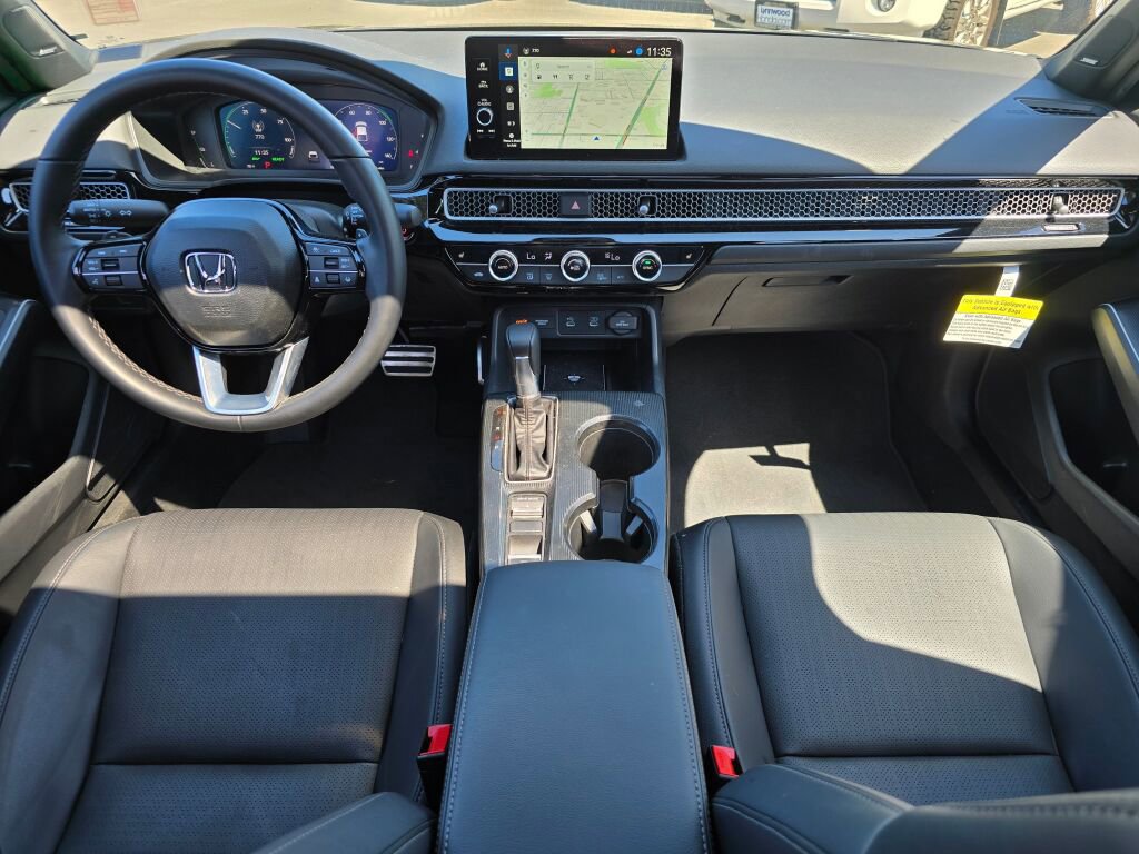 Used 2025 Honda Civic Sport Touring image 2