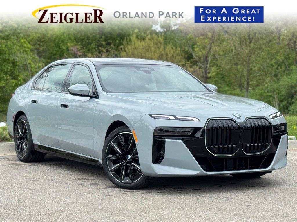 New 2026 BMW 760i xDrive w/ Premium Package