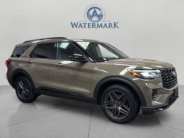 New 2026 Ford Explorer ST-Line w/ ST-Line Street Pack AWD/4WD image 7