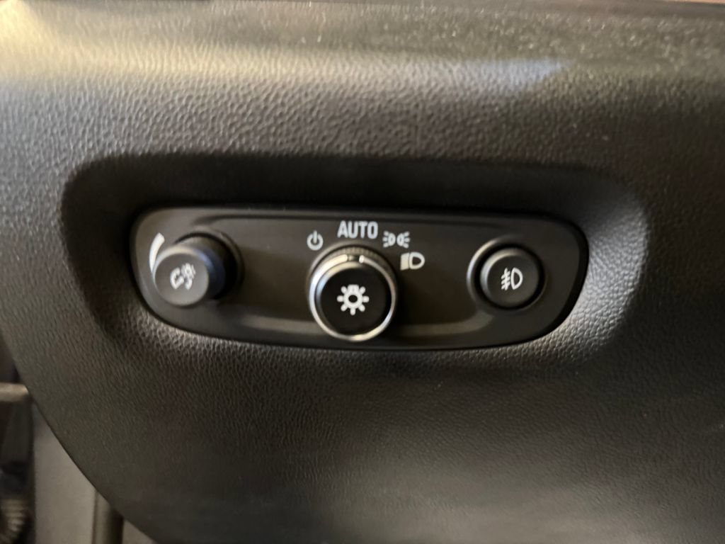 Used 2020 Chevrolet Traverse RS AWD/4WD image 18