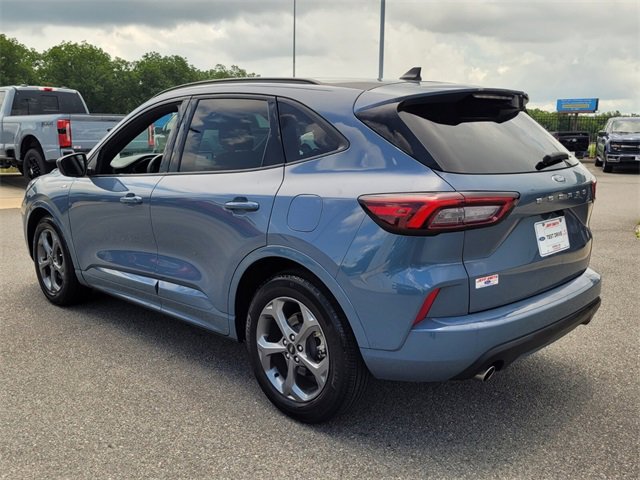 Used 2024 Ford Escape ST-Line image 8