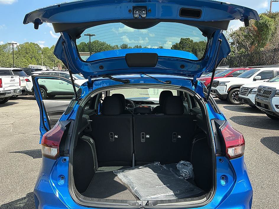 Used 2025 Nissan Kicks Play S FWD image 25