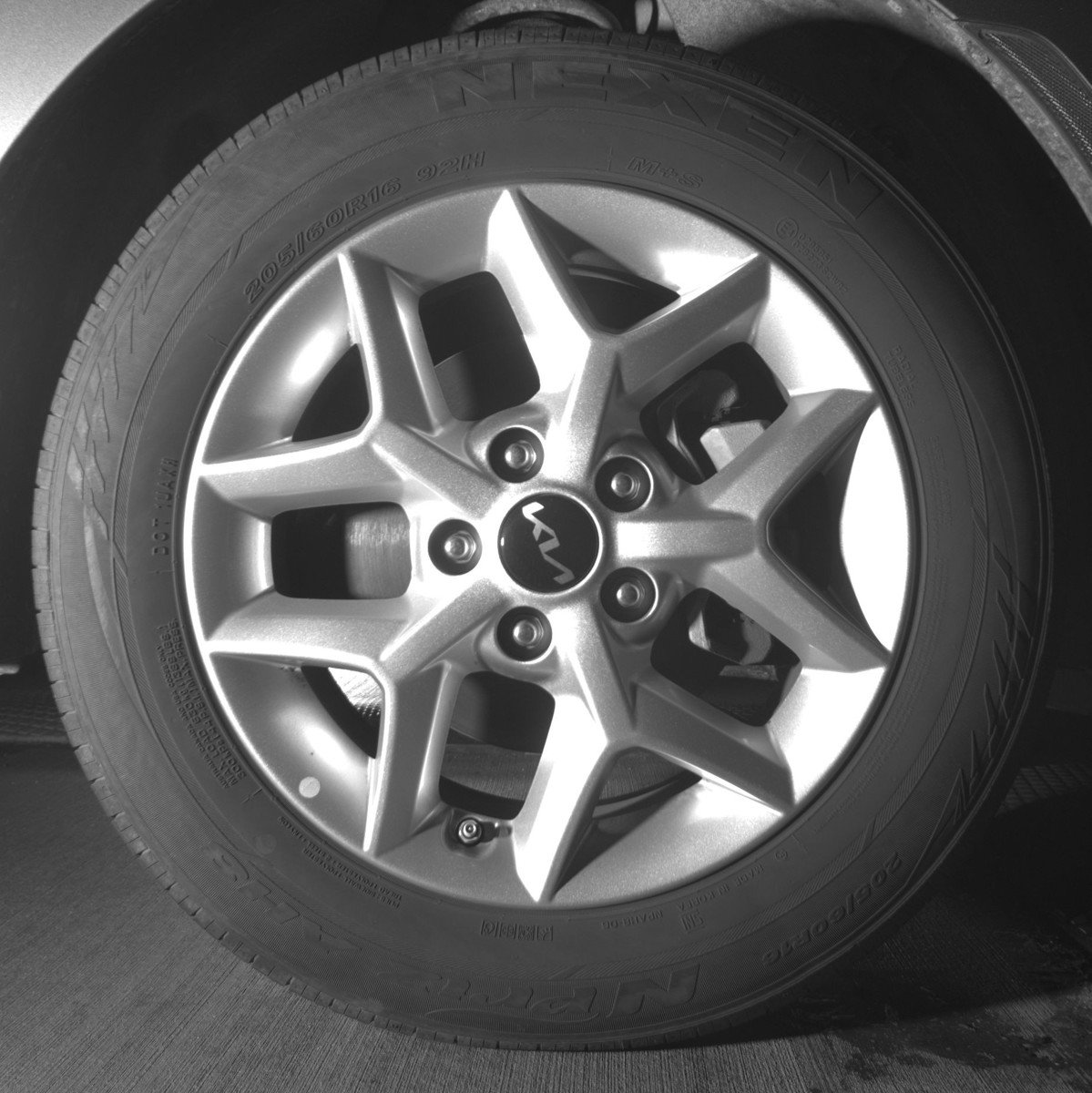 Used 2025 Kia Soul LX w/ LX Technology Package image 13