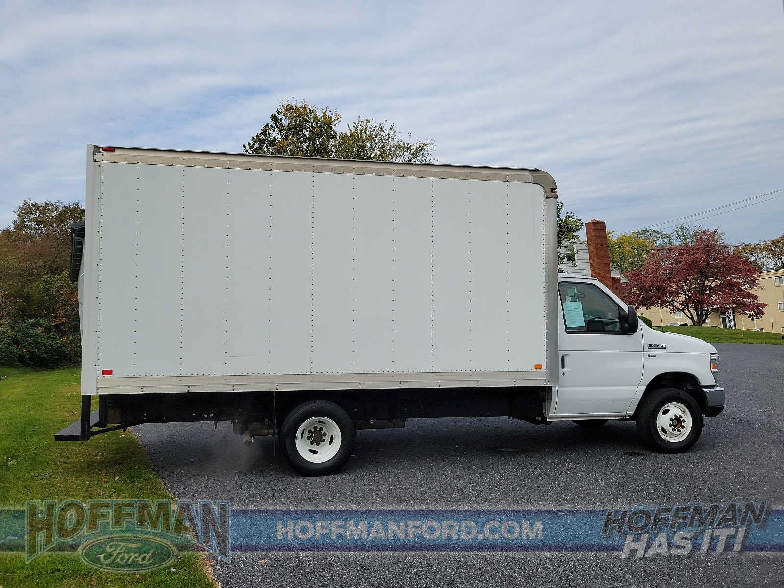 Used 2017 Ford E-350 and Econoline 350 Super Duty w/ Power Windows & Locks Group RWD image 6