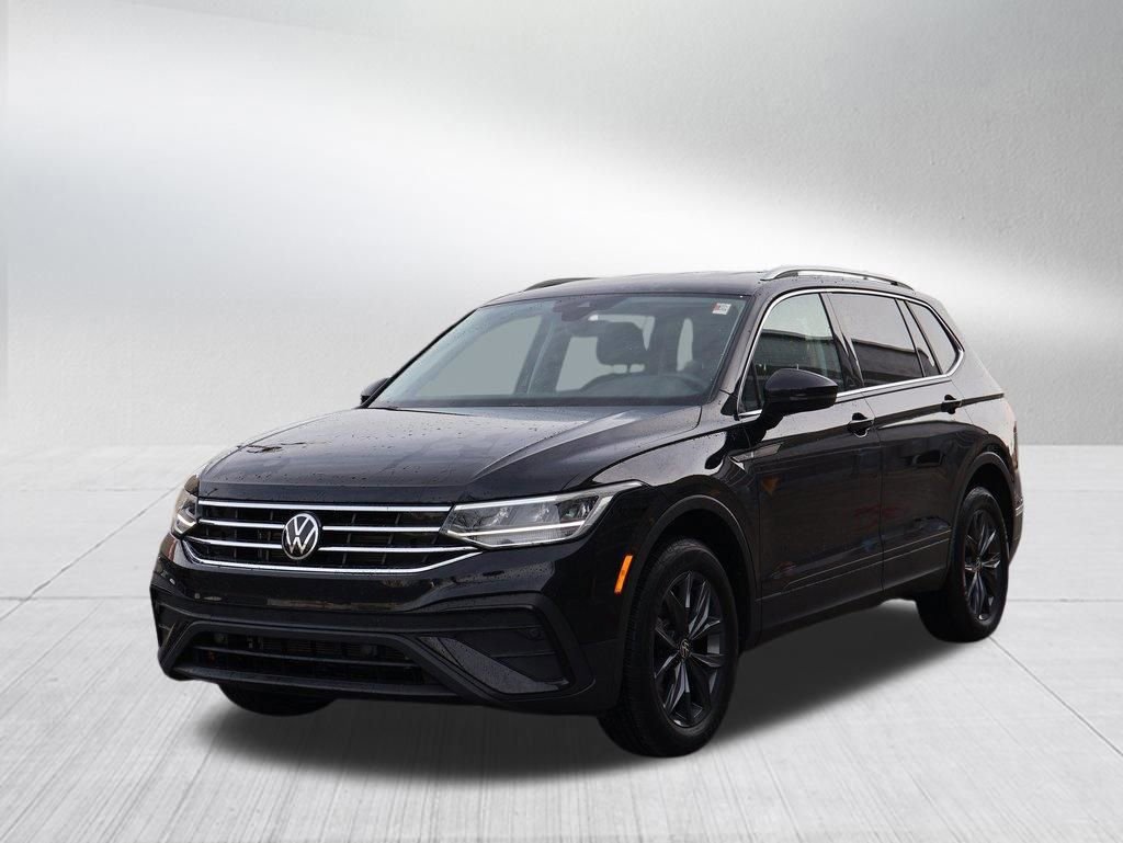 Used 2022 Volkswagen Tiguan SE image 1