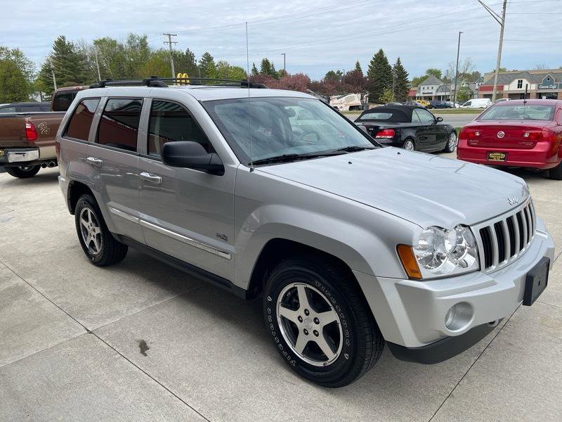 Used 2006 Jeep Grand Cherokee Laredo AWD/4WD image 8