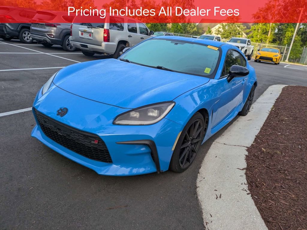 Certified 2022 Toyota GR86 Premium RWD image 4