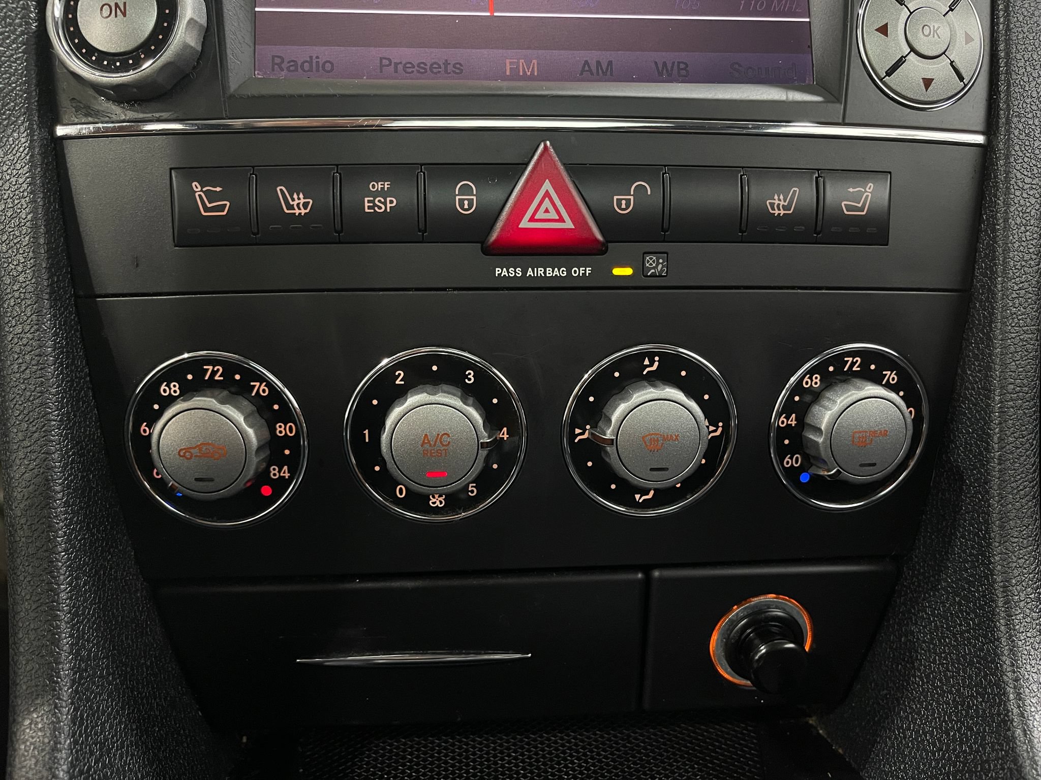 Used 2009 Mercedes-Benz SLK 300 image 22