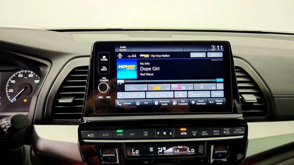Used 2025 Honda Odyssey Sport-L image 19