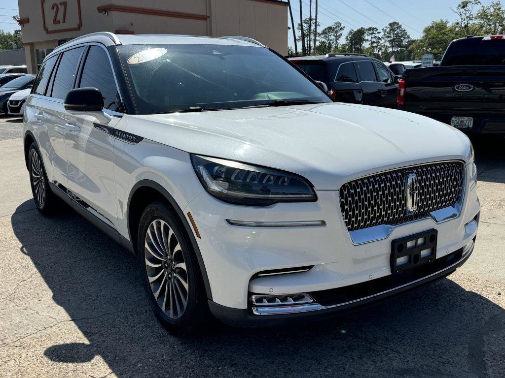 Used 2020 Lincoln Aviator Reserve w/ Elements Package Plus RWD image 3