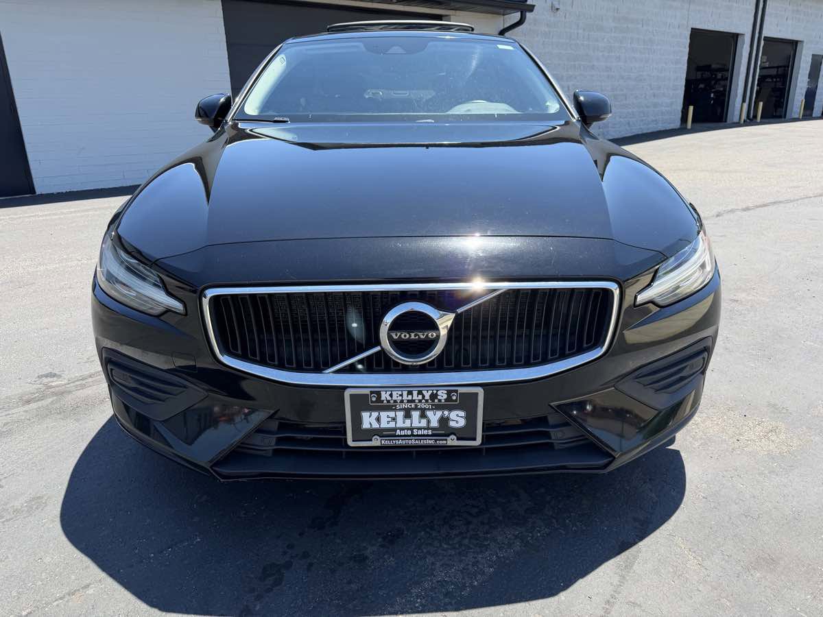 Used 2020 Volvo S60 T6 Momentum AWD/4WD image 7