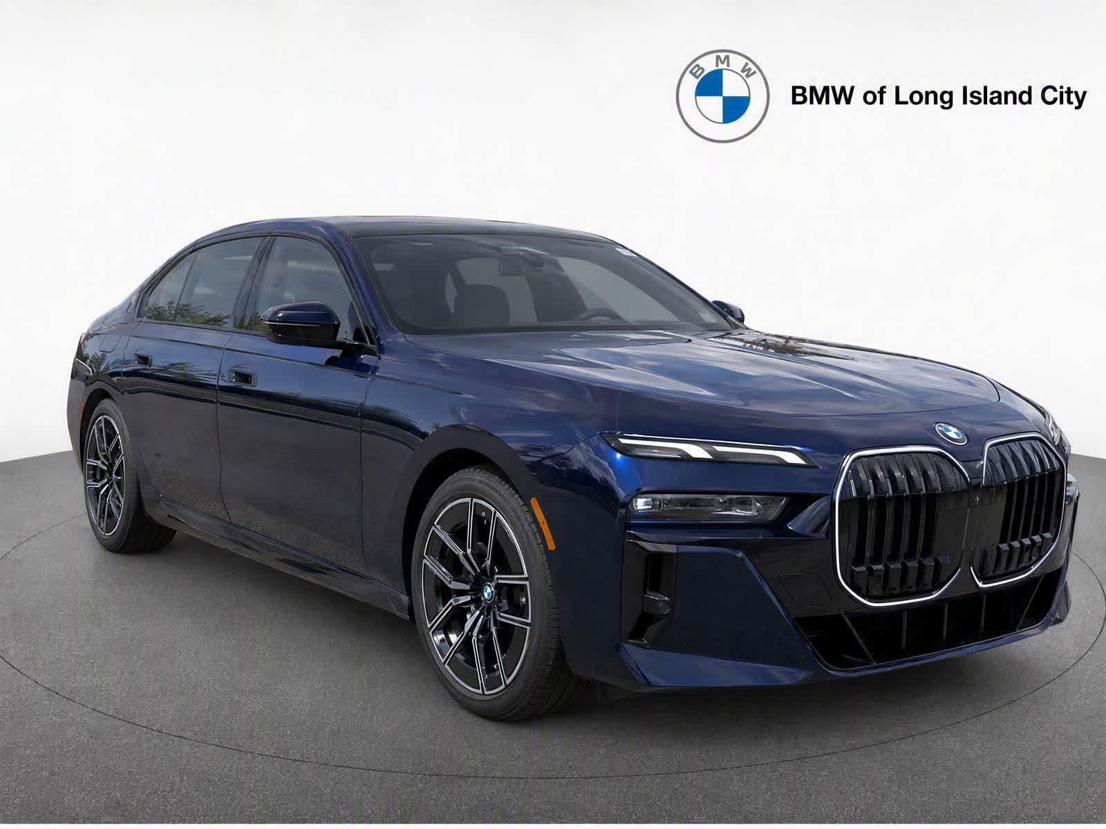 New 2026 BMW 750e xDrive AWD/4WD image 1
