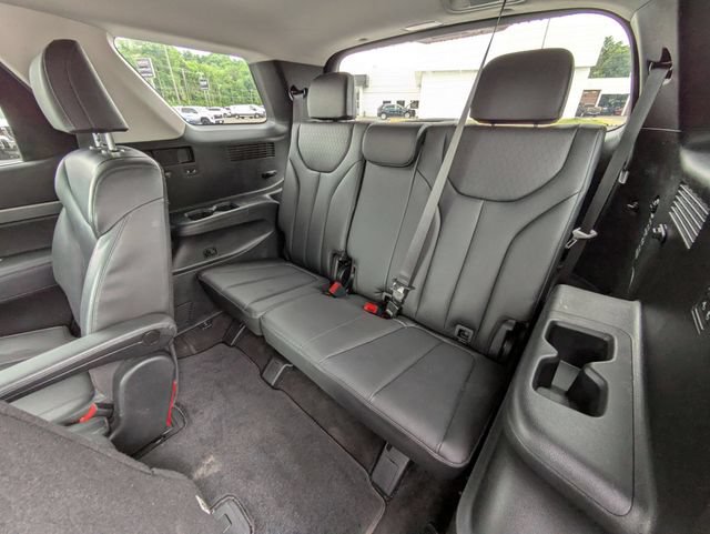 Used 2022 Hyundai Palisade SEL w/ Premium Package FWD image 29