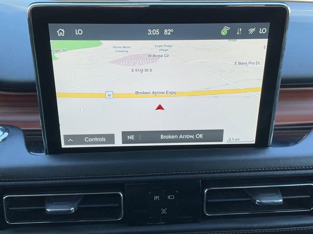 Used 2022 Lincoln Aviator Reserve w/ Equipment Group 201A image 25