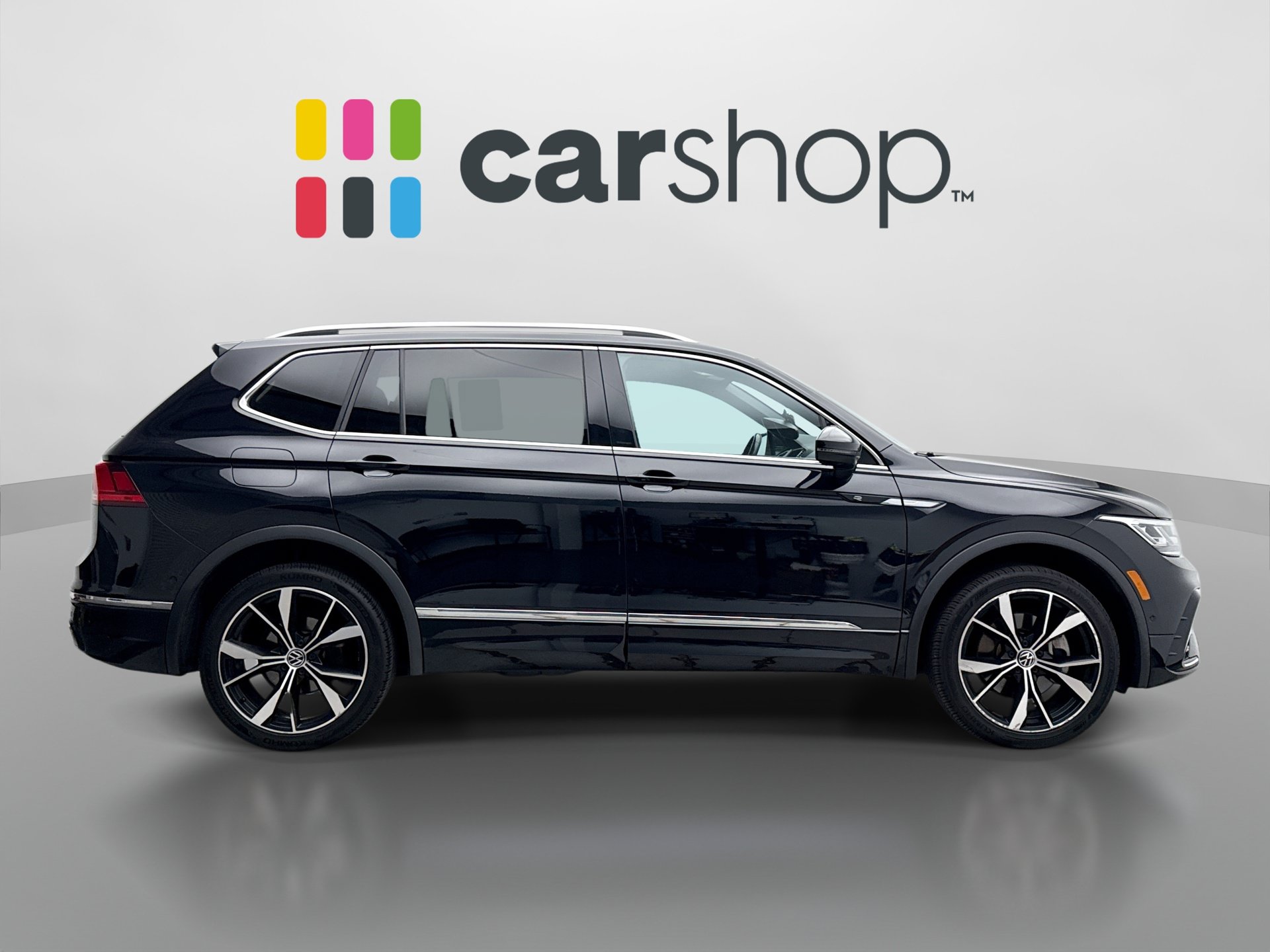 Used 2023 Volkswagen Tiguan SEL R-Line AWD/4WD image 6
