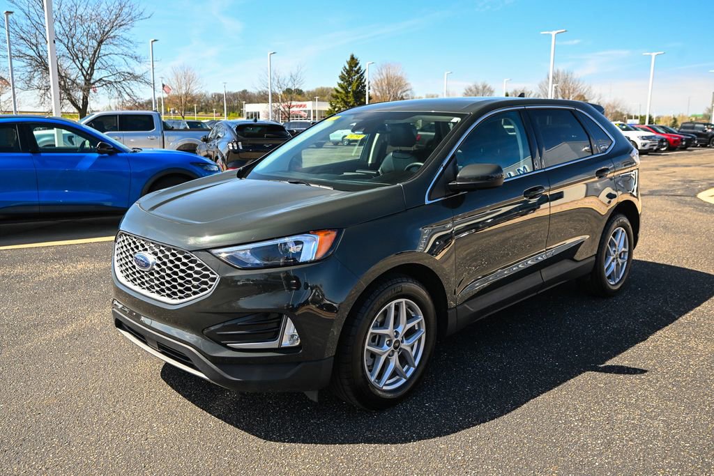 Used 2024 Ford Edge SEL w/ Convenience Package AWD/4WD image 9