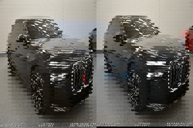 Used 2024 BMW i7 M70 w/ Executive Package image 6