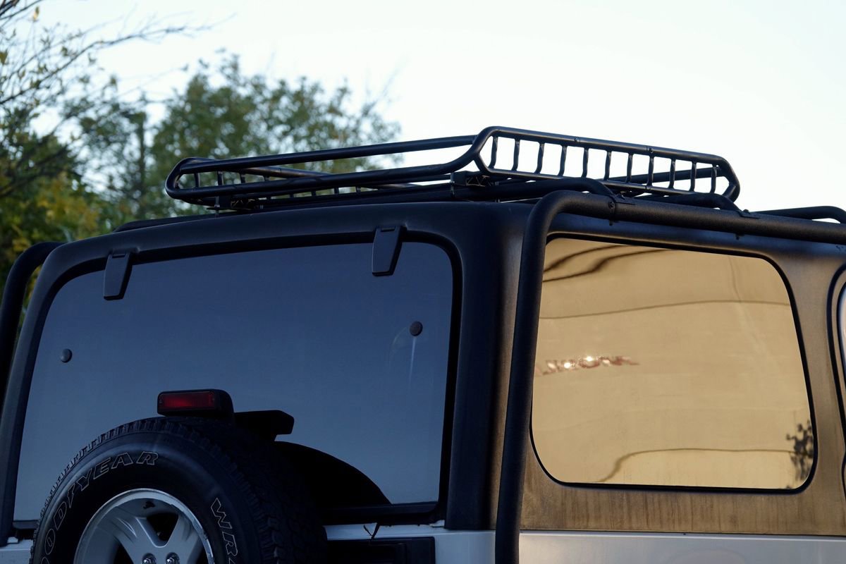 Used 2006 Jeep Wrangler Unlimited w/ Premium Audio Group image 32