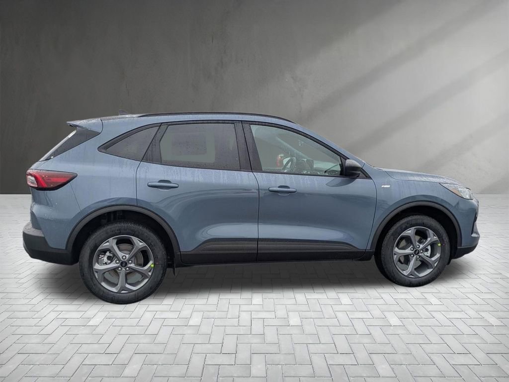 New 2026 Ford Escape ST-Line w/ Cold Weather Package image 9