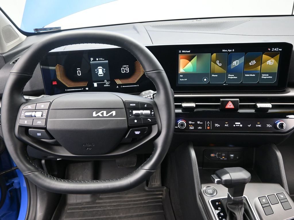 Certified 2026 Kia Sportage EX w/ EX Panorama Roof Package image 34