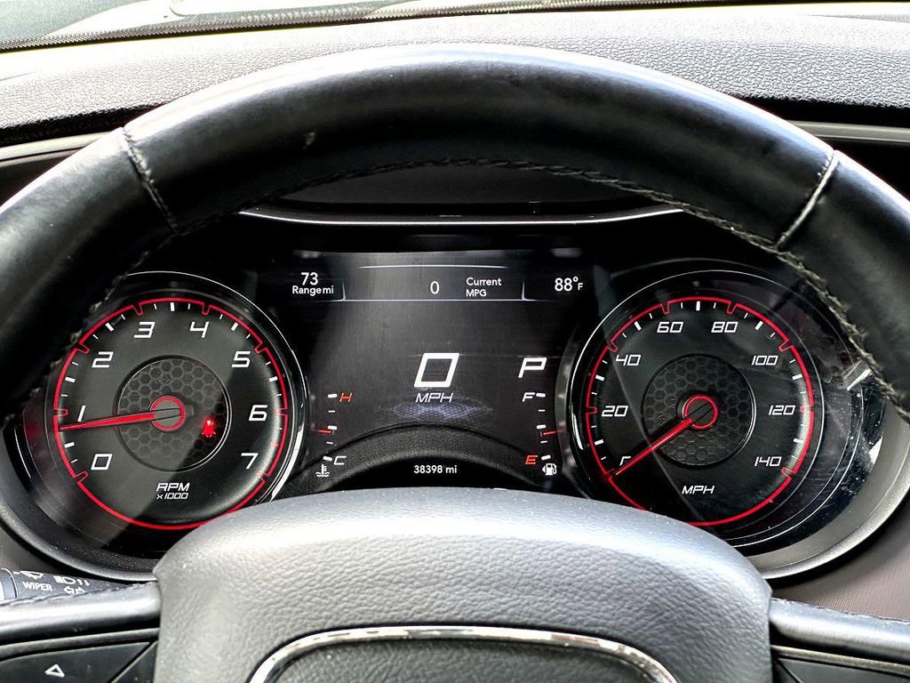 Used 2022 Dodge Charger SXT w/ Blacktop Package image 24