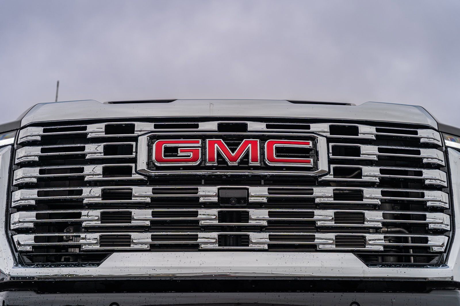 Used 2025 GMC Sierra 3500 Denali w/ Denali Reserve Package image 14